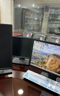 مانیتور استوک DELL