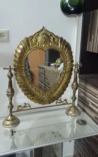 آینه قدیمی