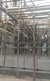 داربست فلزی درون شهر و بیرون شهر