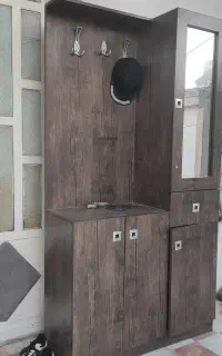 جاکفشی ایستاده چوبی