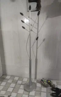آویز فلزی
