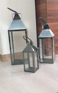 فانوس کنار سالن