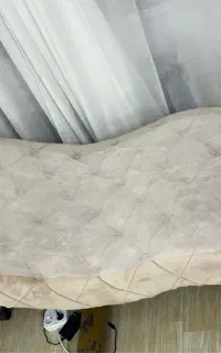 تخت موج دار
