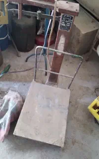 فروش یک عدد باسکول ۲۰۰ کیلو یی