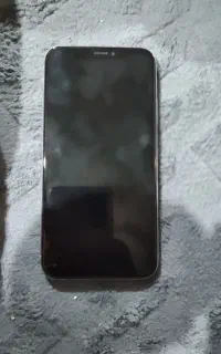 ایفون xs