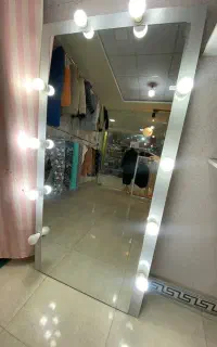 اینه قدی چراغدار