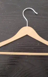 چوبکار ( چوب لباسی)