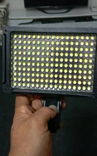 نور ثابت LED پروژکتور سر خود