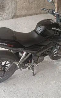 ns 200