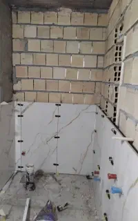 کاشی کار و استا بنایی