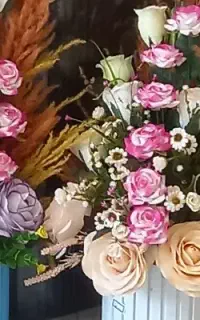 نیاز مند نیزوی خانم جهت کار در گلفروشی