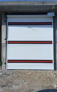 کرکره برقی و شیشه سکوریت