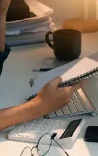 نیازمند فروشنده غیرحضوری نیمه وقت ماهی سی