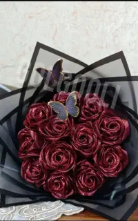 گل ربانی گل مصنوعی باکس گل روز دختر