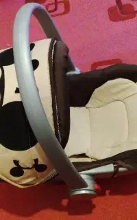 صندلی ماشین  در حد نو