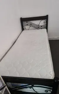 تخت تک نفره