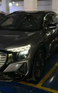 audi Q5 etron40 /2024