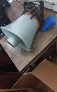 بلندگو دستی به فروش می رسد