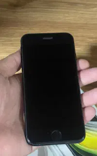 آیفون SE 2020