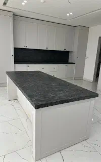 استخدام استادکار ماهر و نیمه ماهر کابینت کار