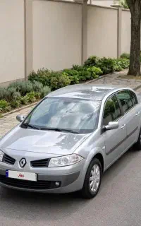 مگان ۲۰۰۰ اتومات عروسک