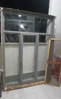 پنجره اهنی