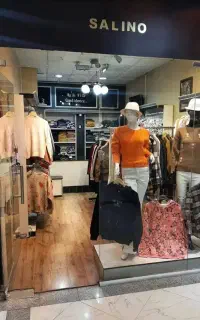 17متر پاساژ بر بلواراصلی*پاخور شلوغ*سرمایه گذاری