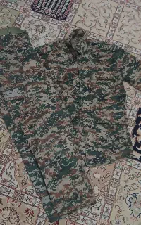 لباس نظامی
