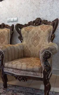 کوزه یا گلدون سفالی بدون رنگ
