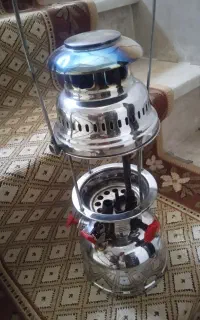 چراغ زنبوری