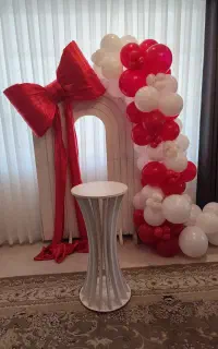 بادکنک آرایی و دیزاین تولد و گل آرایی مجالس