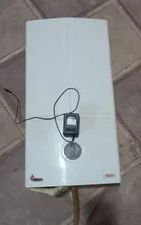 آب گرم کن بوتان مدلB3215i