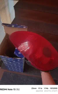 چراغ عقب ۲۰۶