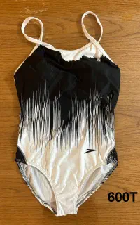 مایو شنا و کلاه شنا زنانه