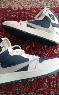کفش Nike  دیور سایز ۴۴ آکبند و نو