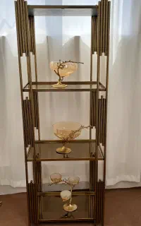 بوفه طلایی چهار طبقه