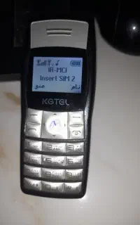 گوشی دو سیم کارت KGTEL درنو