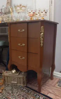 میز چوب گردو