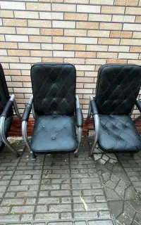 ۴ عدد صندلی انتظار