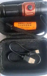 چراغ قوه اسمال سان قوی