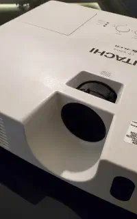 پروژکتور Hitachi CPX-2010