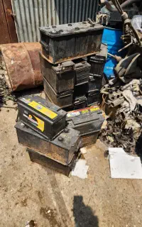 خرید و فروش خرده ریز منزل و انباری، خریدار ضایعات