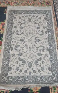 گلیم فرش در حدنو 1در1ونیم
