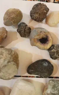سنگ قیمتی