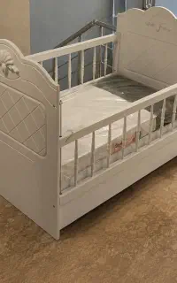 تخت گهواره نوزاد