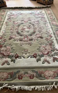 فرش ۹ متری ستاره کویر سالم و تمیز