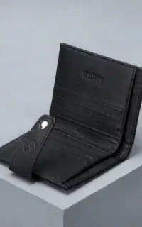 کیف جیبی گم شده است