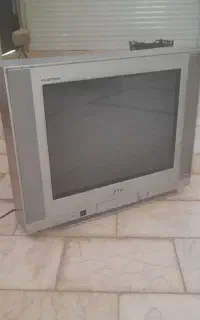 تلویزیون ۲۱ صفحه تخت کره ای