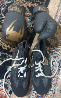 دست کش و کفش بوکس