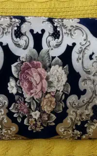 روبالشی گرد و چهار گوش